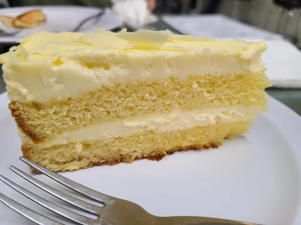 Limoncello Mascarpone Cake